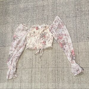 Cute long sleeve top!